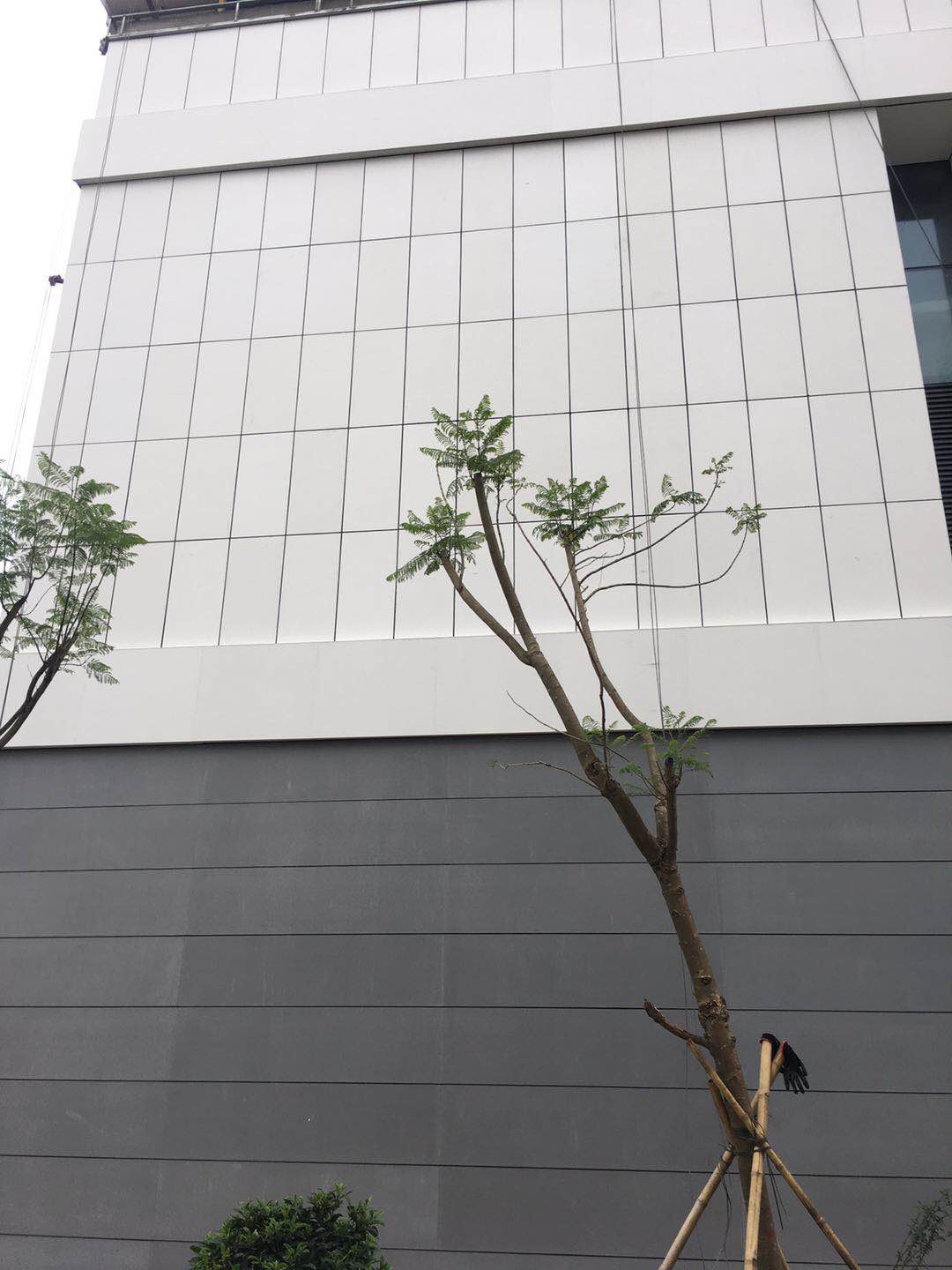 擠塑成型中空水泥掛板的（de）適應性
